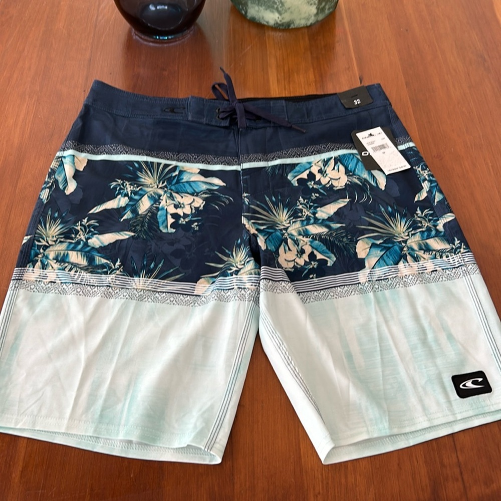 BNWT Men’s O’NEILL Board Shorts